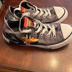 Converse, Looney Tunes, edition size one